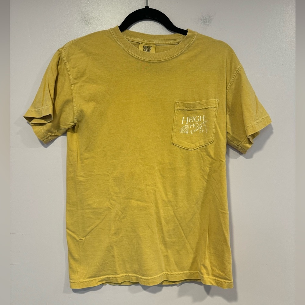 Heigh Ho Design Co Yellow Disney Carousel of Progress Shirt Small Comfort Colors